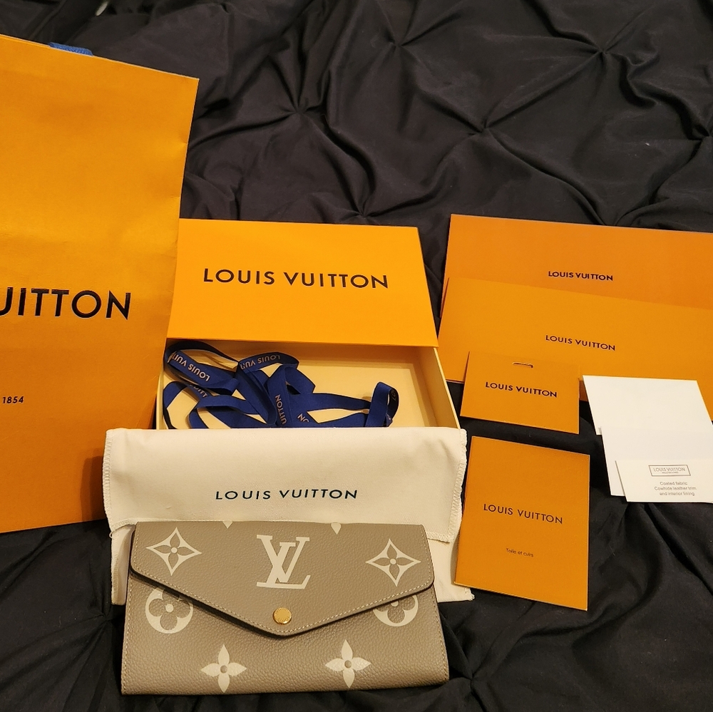 Louis vuitton sarah wallet bicolor Monogram Empreinte